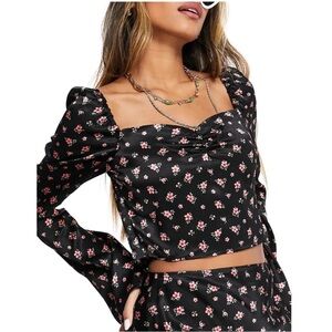 Topshop Floral Print Puff Sleeve Crop Top